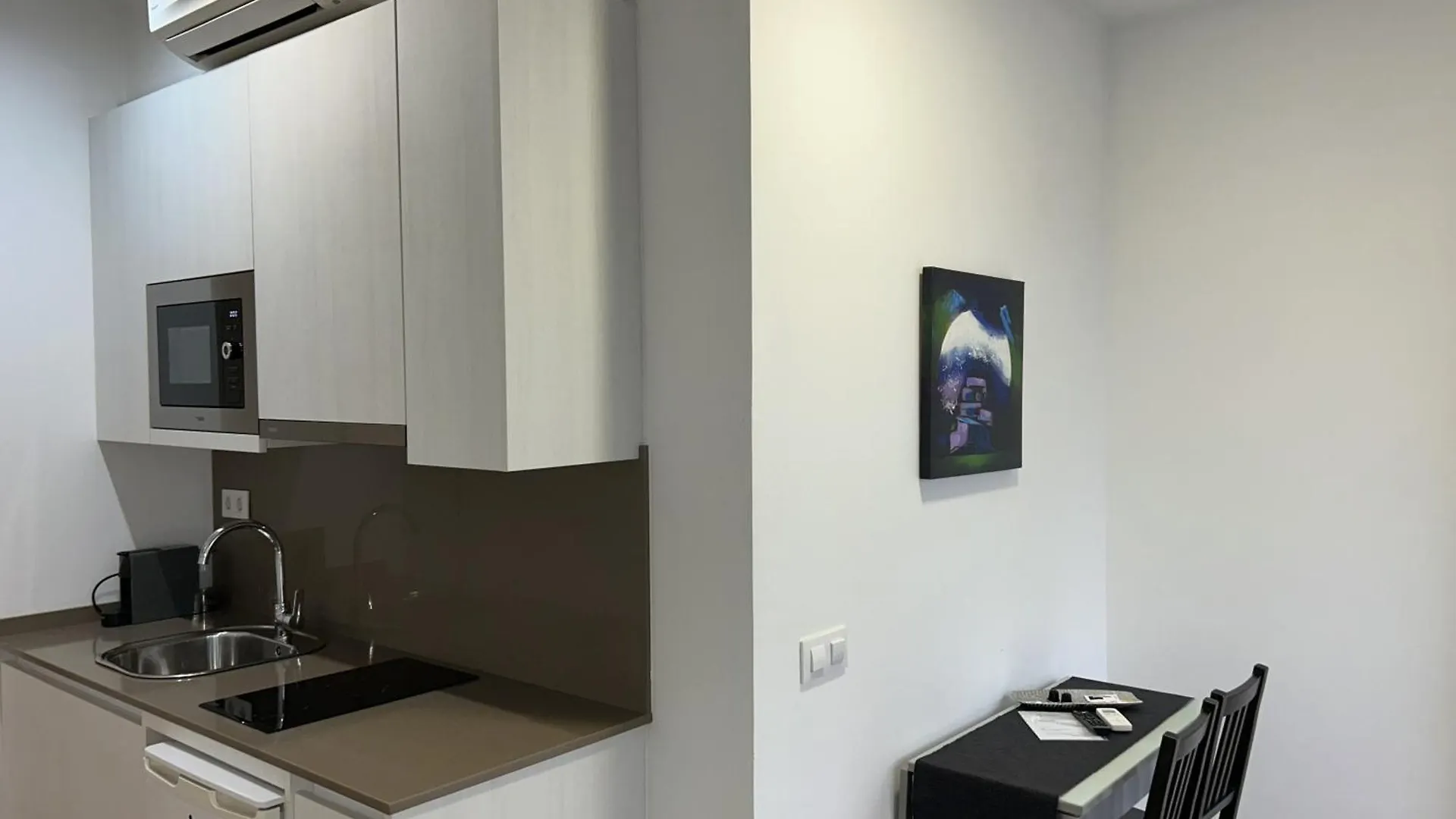 Aparthotel Apartahotel Baldiri Sant Boi de Llobregat