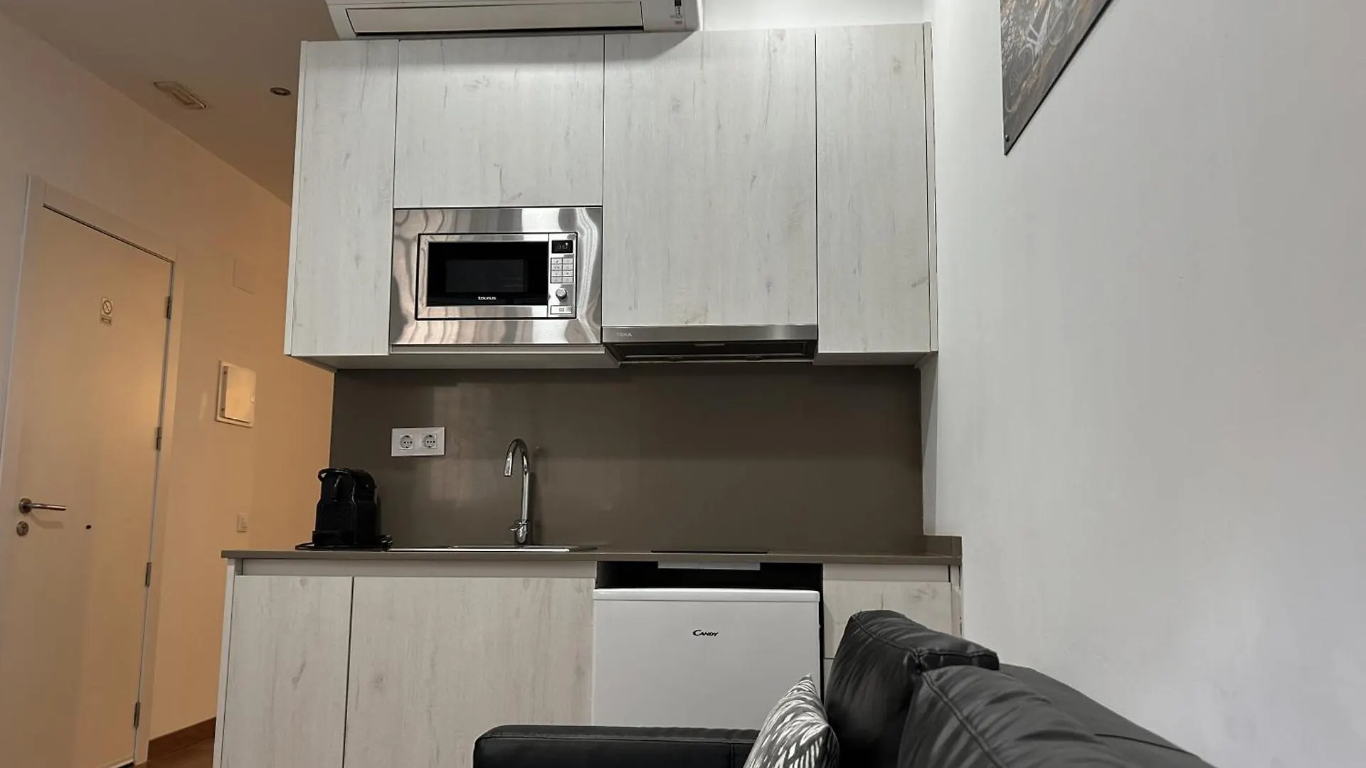 Aparthotel Apartahotel Baldiri Sant Boi de Llobregat